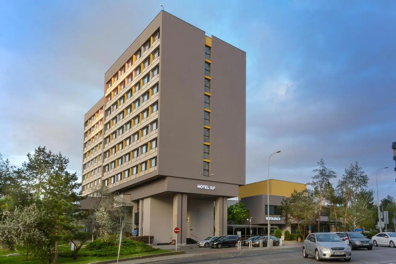 Hotel Ilf Прага 3*,