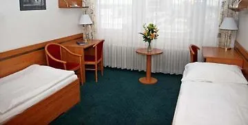 Hotel Ilf Prága 3*,