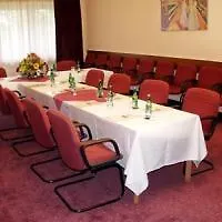 ***  Hotel Ilf Prága Csehország